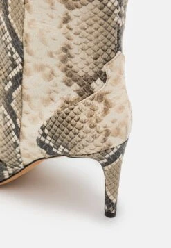 IRO Davyn Python - Botas - Beige 9 IRO Davyn Python - Botas - Beige -Boots & Style 08b0399006c747d6bbb2828fe9fe73ec