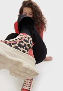 Botines Con Plataforma - Red