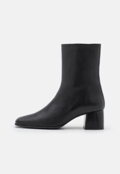 Filippa K Eileen Boot - Botines - Black 8 Filippa K Eileen Boot - Botines - Black -Boots & Style 1a3fd3693f244a46b115996be6877df5