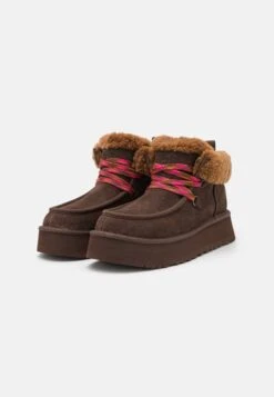Ugg Funkarra Cabin Cuff - Botines Con Plataforma - Burnt Cedar -Boots & Style 4d4919de5f98422db4d164ebe5efa398