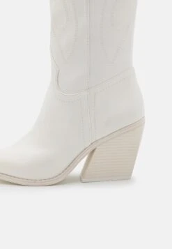 Madden Girl Arizona - Botas Camperas - White Paris -Boots & Style 5f2a68898747408095c2a0ba161fcb98