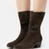 Tamaris Botas Camperas - Dark Brown