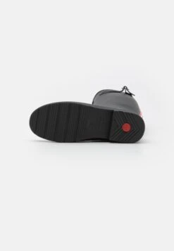 Hunter ORIGINAL Womens Refined Tall Boot - Botas De Agua - Black -Boots & Style 7220f47e58cc49c7a2bc59155f13c2df