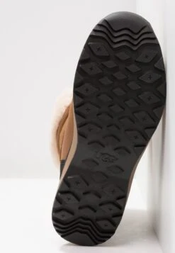 Ugg Adirondack - Botas Para La Nieve - Chestnut -Boots & Style 7c2648fd02964f909076d91b85431126