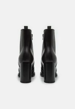 Leather- Botines De Tacón - Black -Boots & Style 8285c3f6f7d94045bb79e27db56d5a46