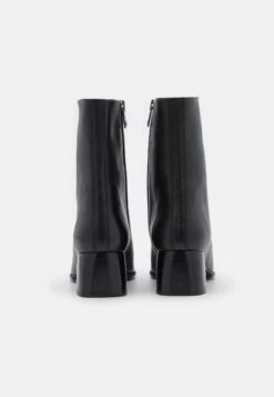 Filippa K Eileen Boot - Botines - Black 10 Filippa K Eileen Boot - Botines - Black -Boots & Style 91e101e42a114b8997076d09f8af37ca