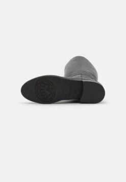 Botas - Black -Boots & Style a20e0518737a49c296bd10d7ea23ffe3