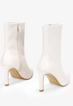 Botines De Tacón - Beige -Boots & Style b767932c6a22450581e24451d4f8fb0b