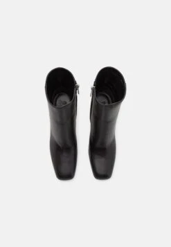 Bootie - Botines De Tacón - Black -Boots & Style b8c5d279b3694b5aa46a6c799f5b498d