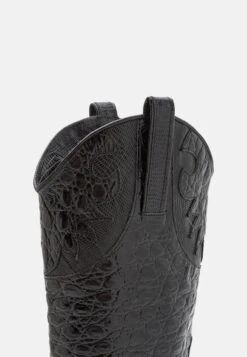 BY FAR Melvin - Botas Camperas - Black -Boots & Style ba79c3d82f00428eb29e534a747f535f