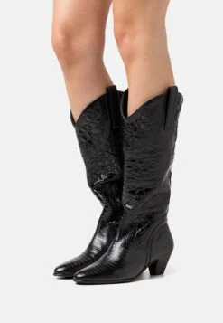 BY FAR Melvin - Botas Camperas - Black