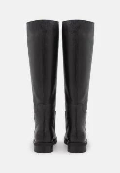 Botas - Black -Boots & Style d868fc8dd5804363910470c03421a8af