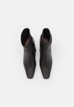 Loeffler Randall Thandy - Botines - Black -Boots & Style e8c5898090d94f01903c29b30eaa56fd